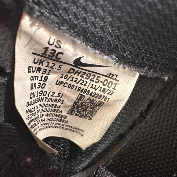 Nike Air Force 1 black low top sneakers boys size 13 - Picture 7 of 7